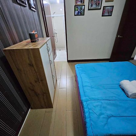 Cubao Manhattan Heights Unit 5A Tower C Ciudad Quezon Exterior foto