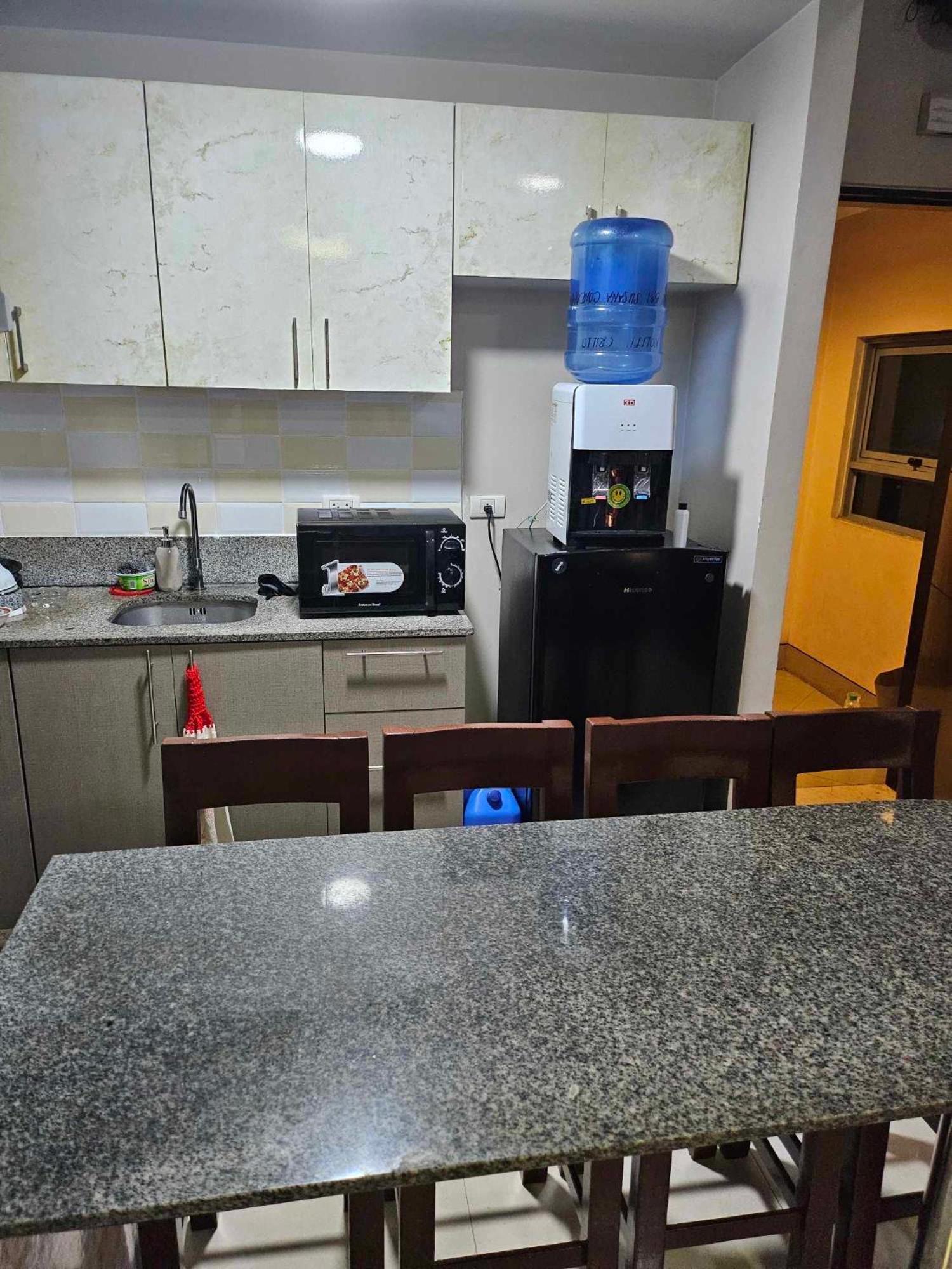 Cubao Manhattan Heights Unit 5A Tower C Ciudad Quezon Exterior foto