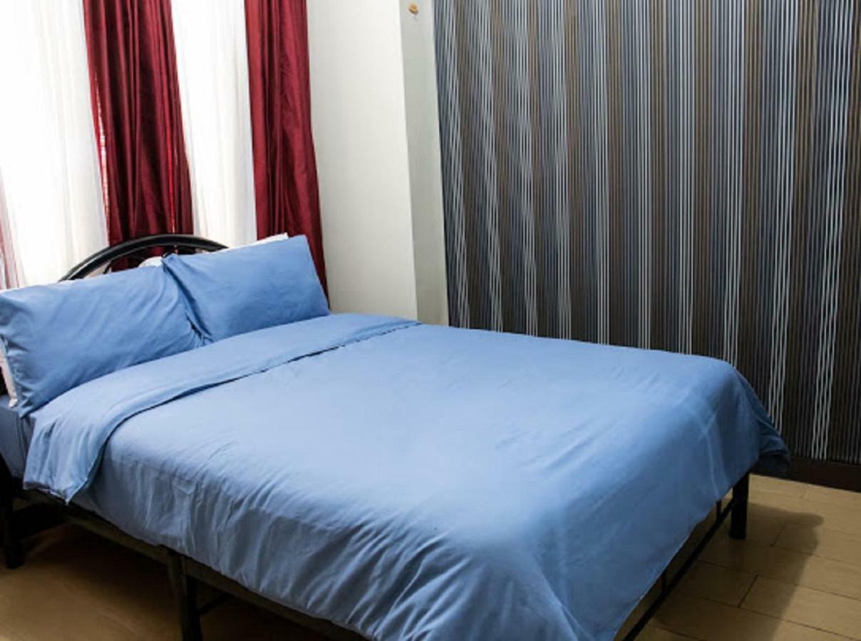 Cubao Manhattan Heights Unit 5A Tower C Ciudad Quezon Exterior foto